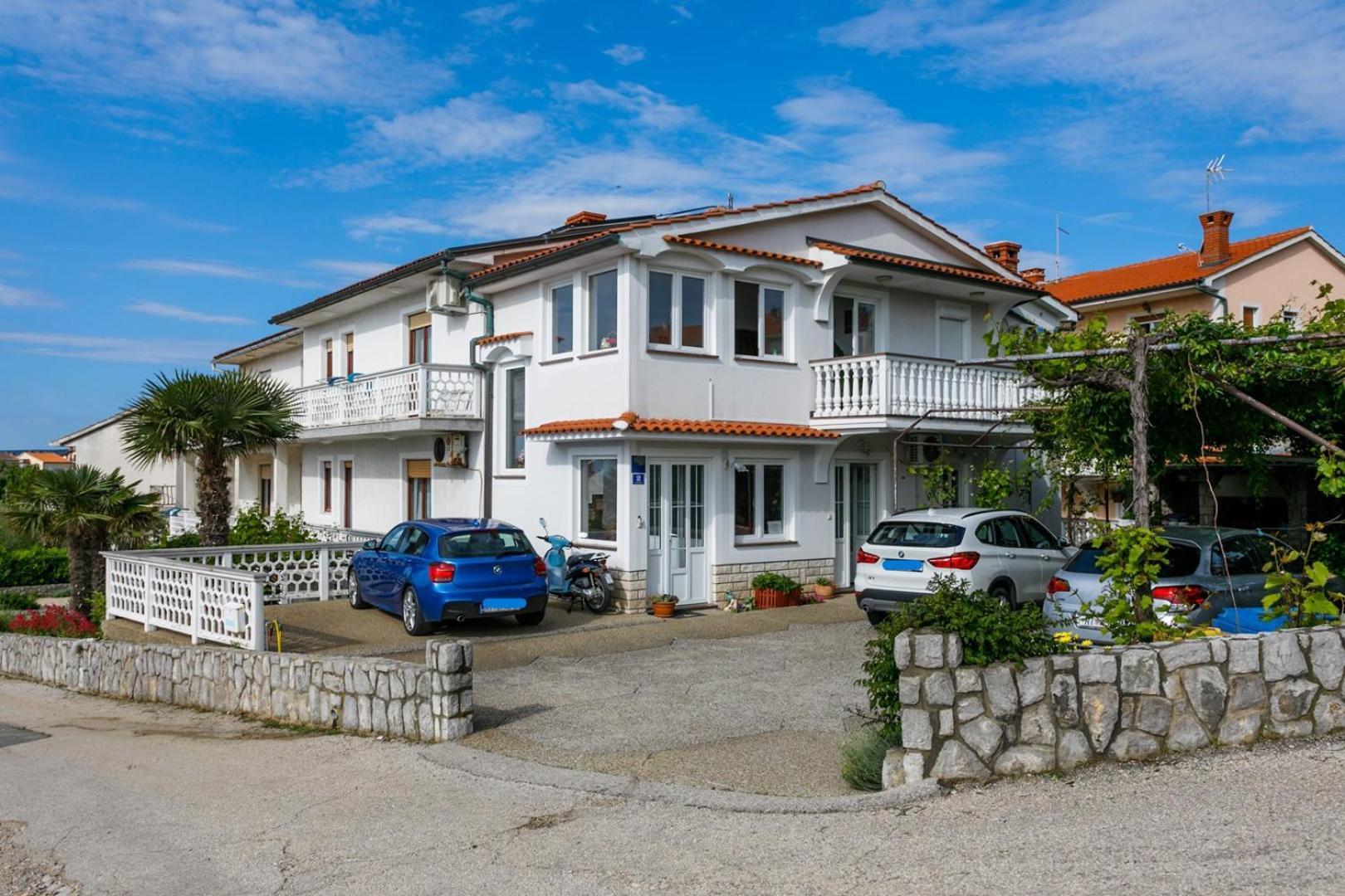 Apartments Paradiso Krk Town Luaran gambar