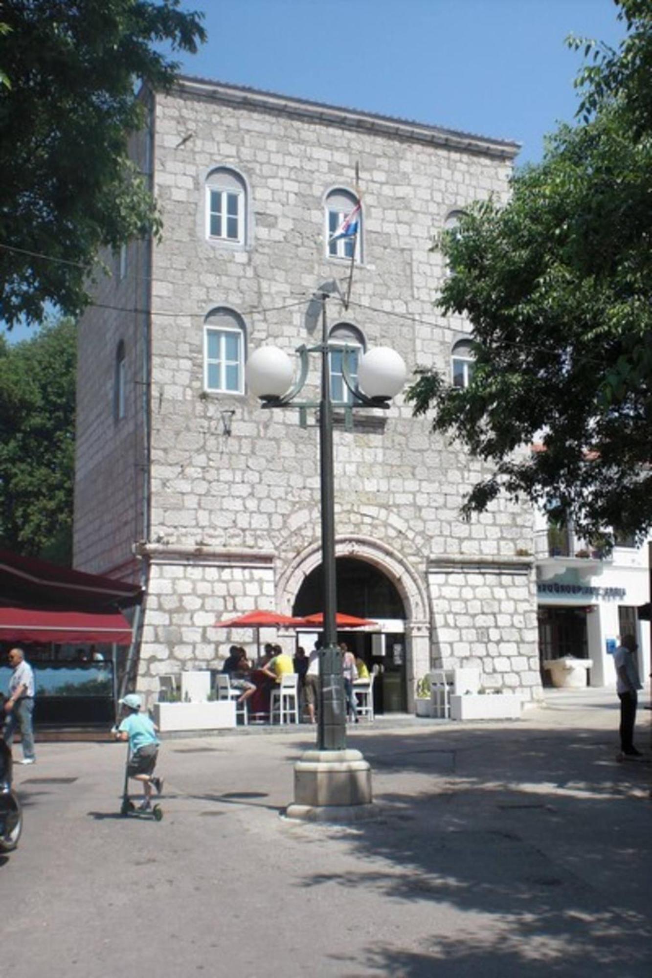 Apartments Paradiso Krk Town Luaran gambar